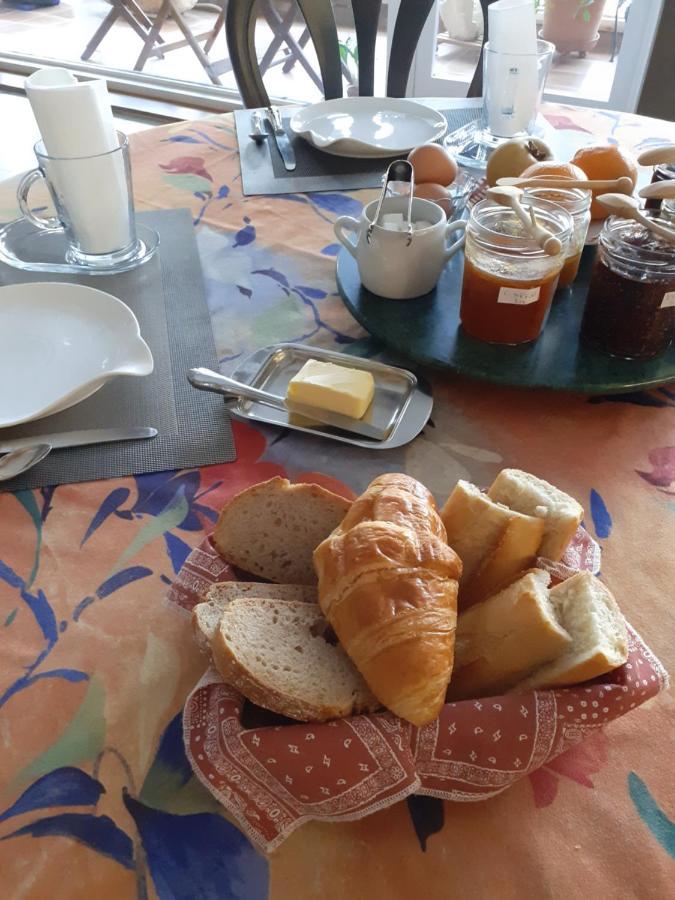 オランジュ Antony Real Bed & Breakfast エクステリア 写真